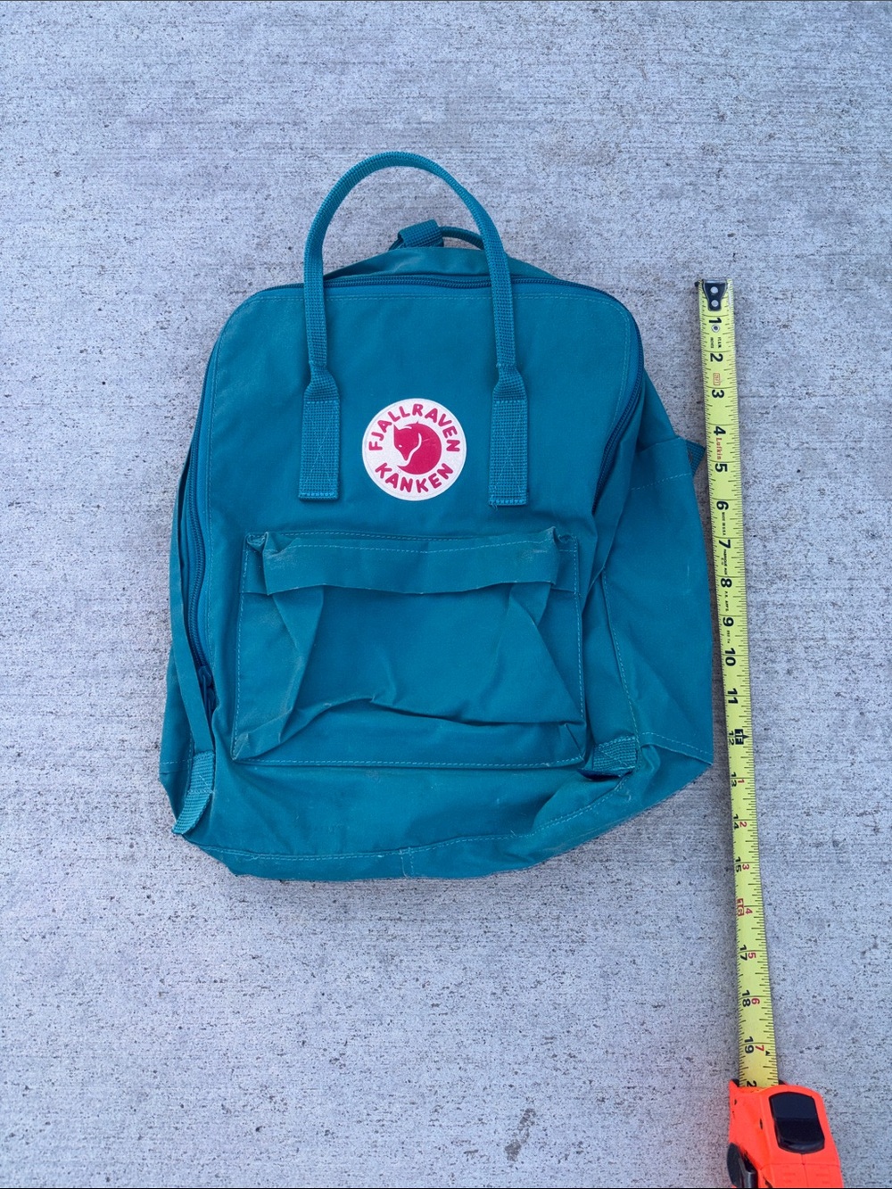 Fjallraven Kanken Backpack in Teal Blue